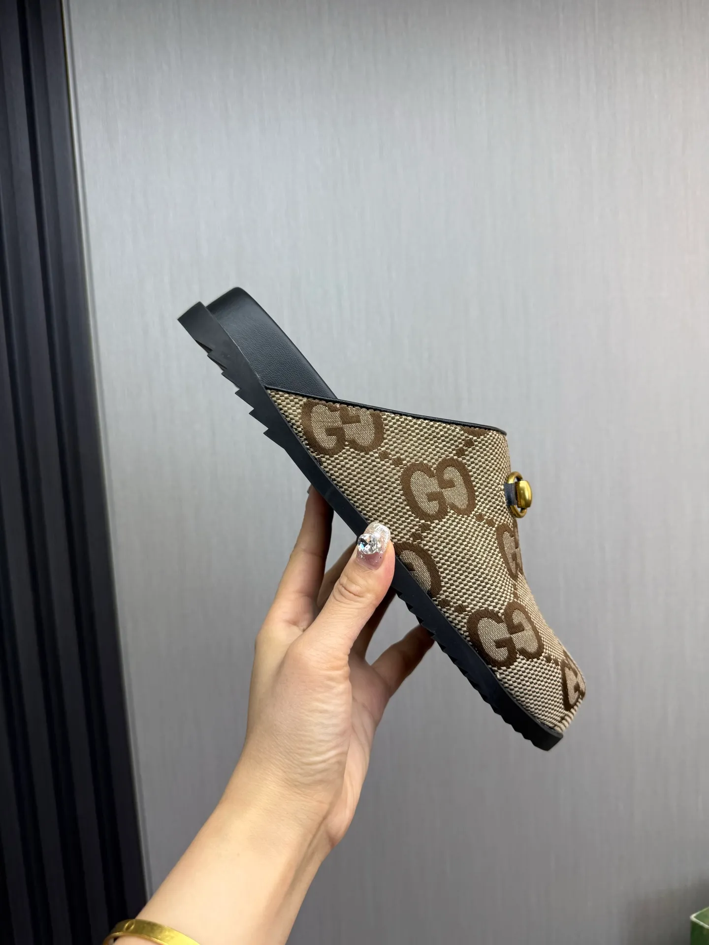 Men's men's shoes💰Pili 400💰Maoli 440💰 ＧＵＣＣＩGucci. Popular couple slippers hot sale🩷💚 🩴Official website one to one production 35-45 size 45 46 🉑️Customized!